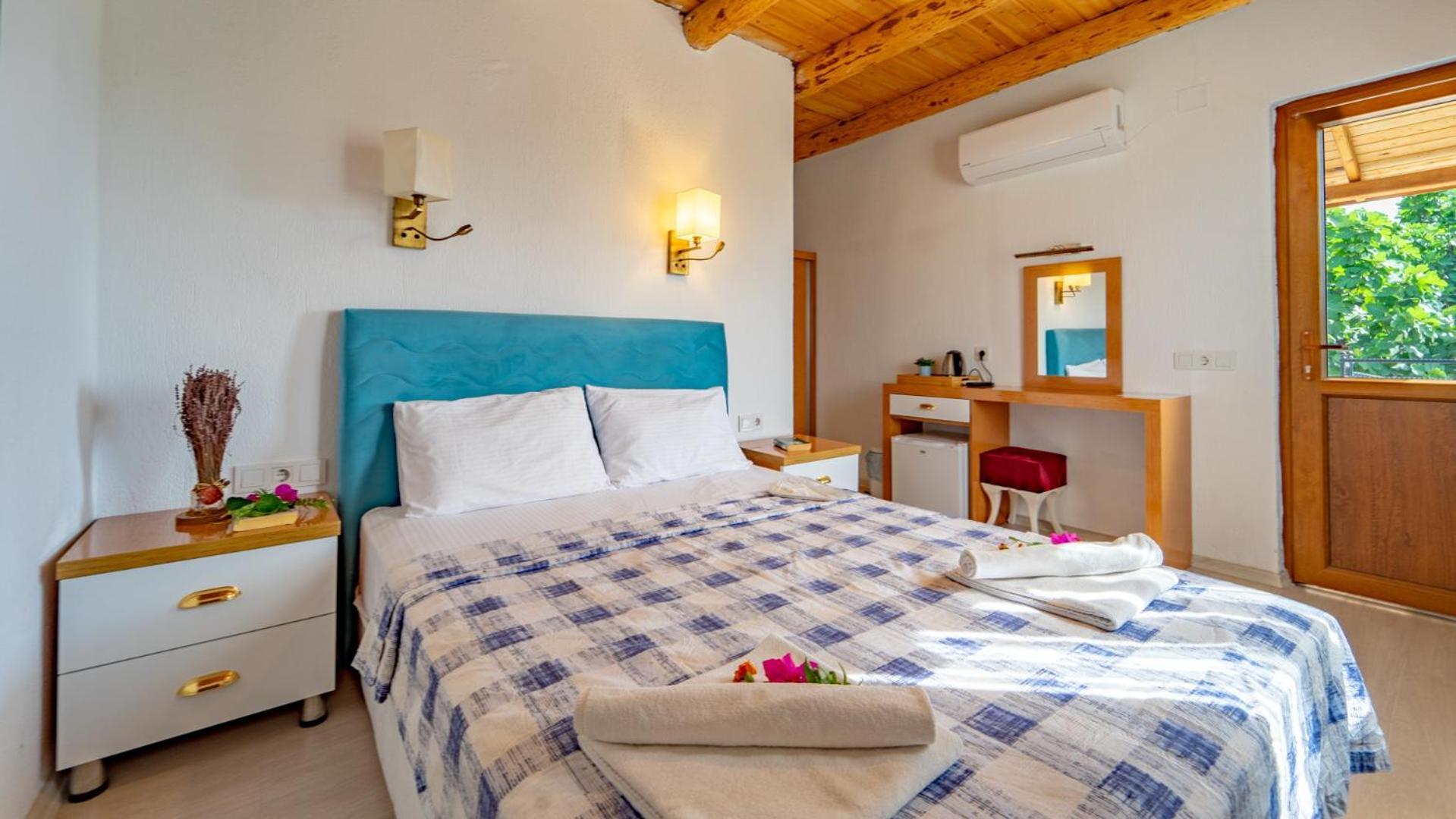 St. Nicholas Pension Patara Eksteriør billede